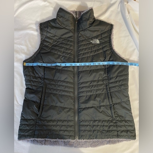 NWOT The North Face Women’s Mossbud Reversible Swirl Vest Black Size XL - Picture 3 of 7